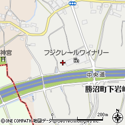 山梨県甲州市勝沼町下岩崎2685周辺の地図