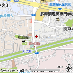 東京都多摩市関戸4丁目24周辺の地図