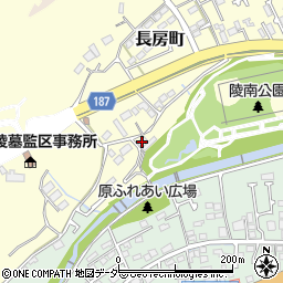 東京都八王子市長房町1582周辺の地図