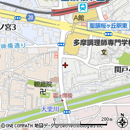 東京都多摩市関戸4丁目23-2周辺の地図