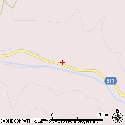 山梨県大月市七保町浅川1033-1周辺の地図