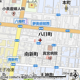 クリーニングルート八日町店周辺の地図