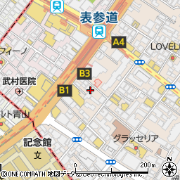 ファミリーマート表参道駅南店周辺の地図