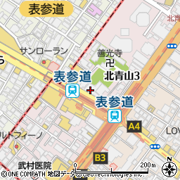 ロエベ表参道直営店周辺の地図