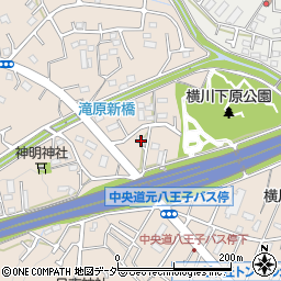 東京都八王子市横川町875周辺の地図