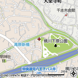 東京都八王子市横川町857周辺の地図