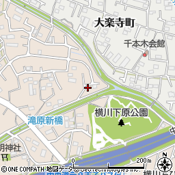 東京都八王子市横川町825周辺の地図