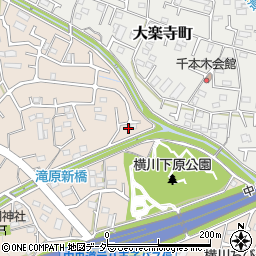 東京都八王子市横川町823周辺の地図