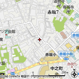 ファミリーマート赤坂稲荷坂店周辺の地図