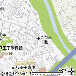 東京都八王子市泉町1475-1周辺の地図