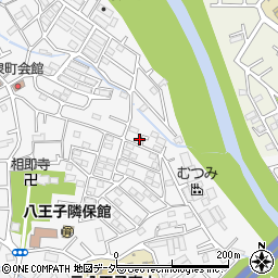 東京都八王子市泉町1467-17周辺の地図