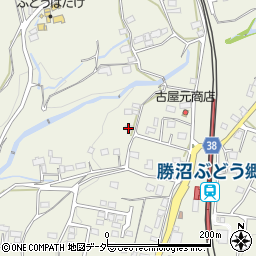 山梨県甲州市勝沼町菱山2575周辺の地図