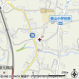 山梨県甲州市勝沼町菱山1045周辺の地図