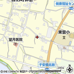 山梨県甲州市勝沼町休息1372-1周辺の地図