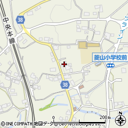 山梨県甲州市勝沼町菱山1210周辺の地図