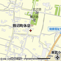 山梨県甲州市勝沼町休息1677周辺の地図