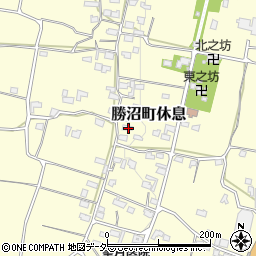 山梨県甲州市勝沼町休息1426周辺の地図