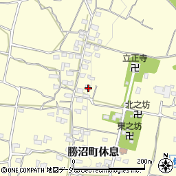 山梨県甲州市勝沼町休息1470周辺の地図