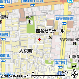 東京都新宿区大京町6周辺の地図