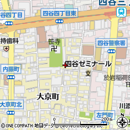 東京都新宿区大京町3周辺の地図