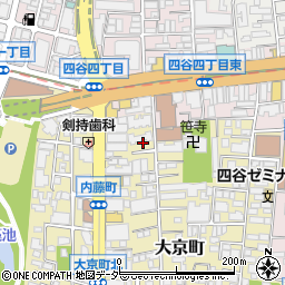 東京都新宿区大京町21周辺の地図