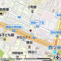 東京都新宿区四谷三栄町1-1周辺の地図