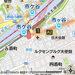ココカラファイン市ケ谷駅前店周辺の地図