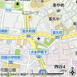 まいばすけっと新宿富久町店周辺の地図