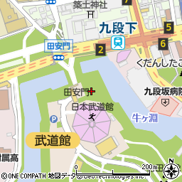 東京都千代田区北の丸公園2-4周辺の地図