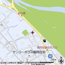 山梨県韮崎市龍岡町若尾新田513周辺の地図