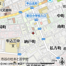 東京都新宿区納戸町18周辺の地図