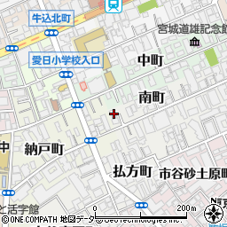 東京都新宿区南町18周辺の地図