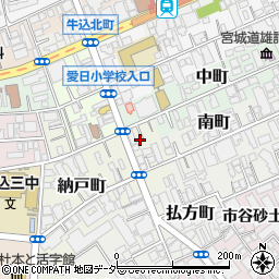 東京都新宿区納戸町13周辺の地図