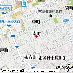 東京都新宿区南町22周辺の地図