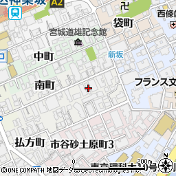 東京都新宿区南町6周辺の地図