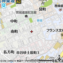 東京都新宿区南町5周辺の地図