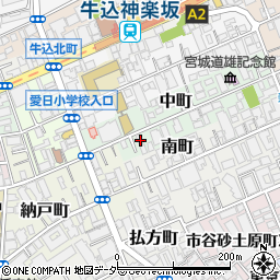 東京都新宿区中町18周辺の地図