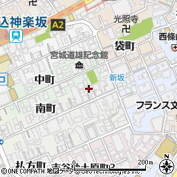 東京都新宿区南町33周辺の地図