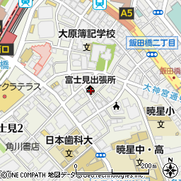 千代田区富士見出張所・区民館周辺の地図