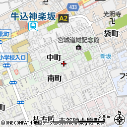 東京都新宿区中町12周辺の地図