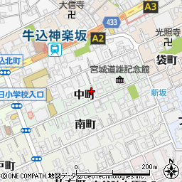 東京都新宿区中町31周辺の地図