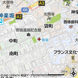 東京都新宿区中町1周辺の地図