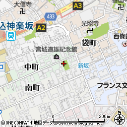 東京都新宿区中町5周辺の地図