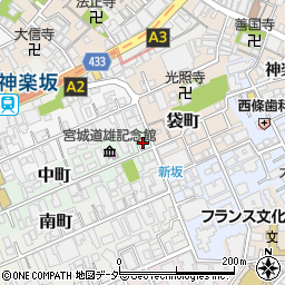 東京都新宿区中町37周辺の地図