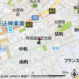 東京都新宿区中町35周辺の地図