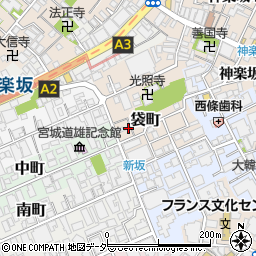 東京都新宿区袋町24周辺の地図