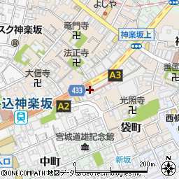 東京都新宿区岩戸町13周辺の地図