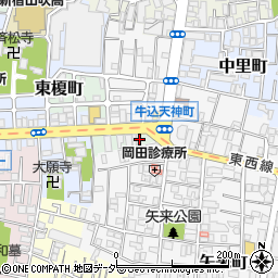 東京都新宿区東榎町4-2周辺の地図