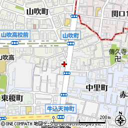 東京都新宿区山吹町11周辺の地図
