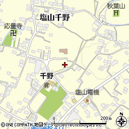 山梨県甲州市塩山千野643周辺の地図